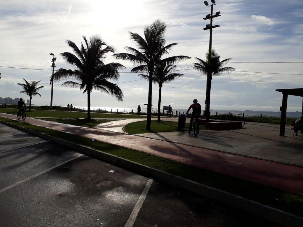 apto na orla de Itaparica, com wifi, área privada e excelente para crianças, terceira idade e pets. Vila Velha  Exterior foto