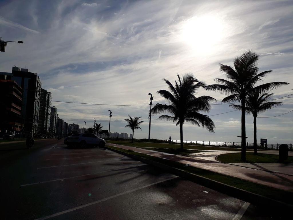 apto na orla de Itaparica, com wifi, área privada e excelente para crianças, terceira idade e pets. Vila Velha  Exterior foto